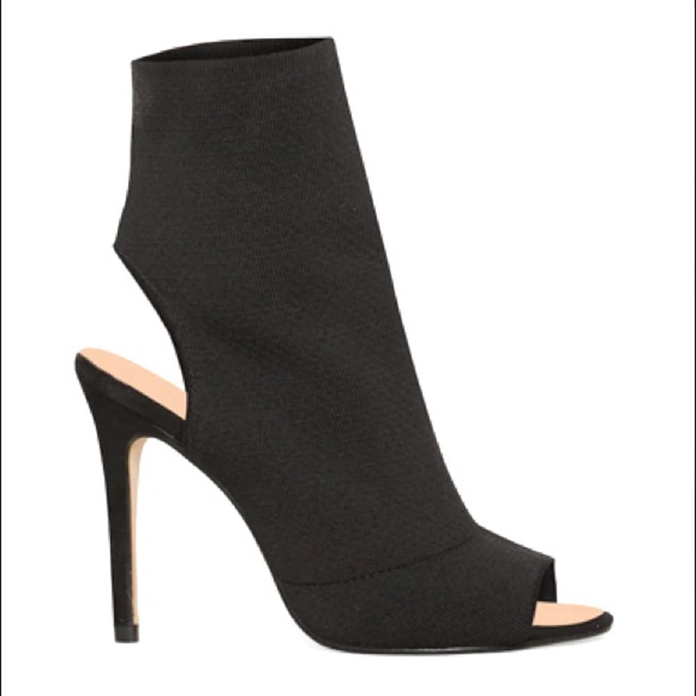NEW PrettyLittleThing Black Knit Peep Toe Shoe Boot - Size 7